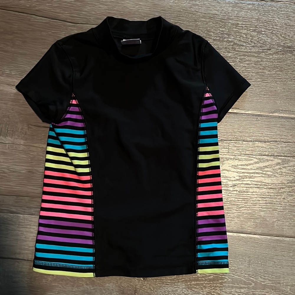 Xhilaration Rash Guard / Girls swim top / cover up XS 4-5